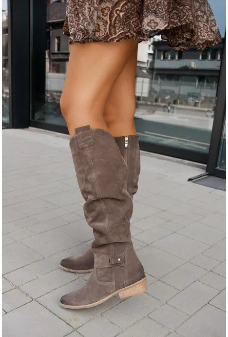 Bequeme Cowboy Stiefel mit Verspielten Details und Eleganter Ausstrahlung