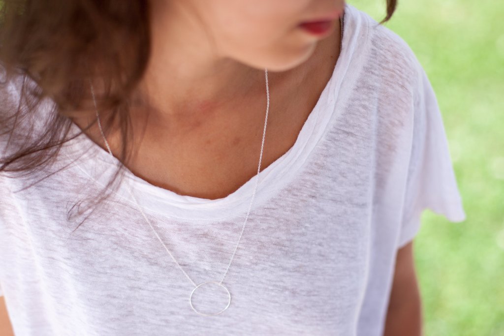 Kette mit eingearbeitetem Ring aus Silber | Shop Nory