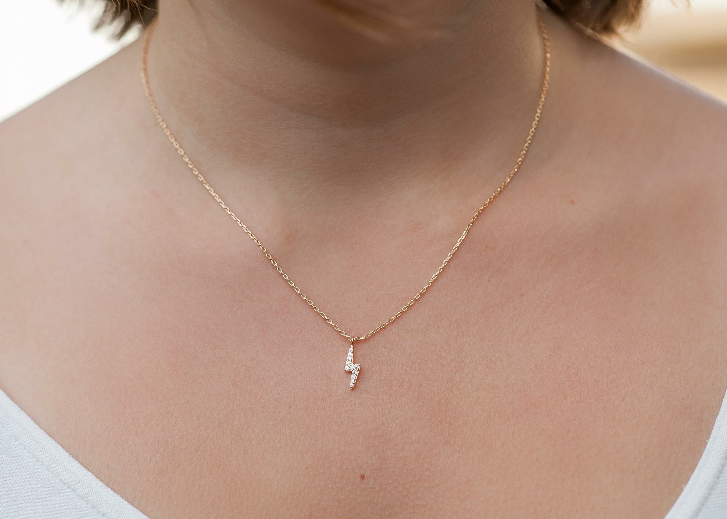 Kette mit kleinem Blitz-Anhänger vergoldet - Blitzkette für Damen | Shop Nory