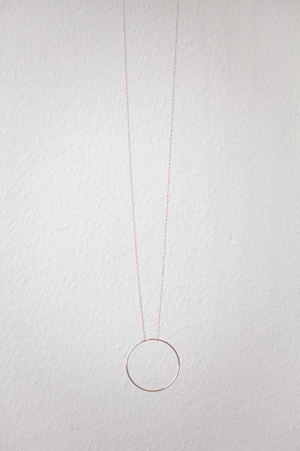 Kette mit eingearbeitetem Ring aus Silber | Shop Nory