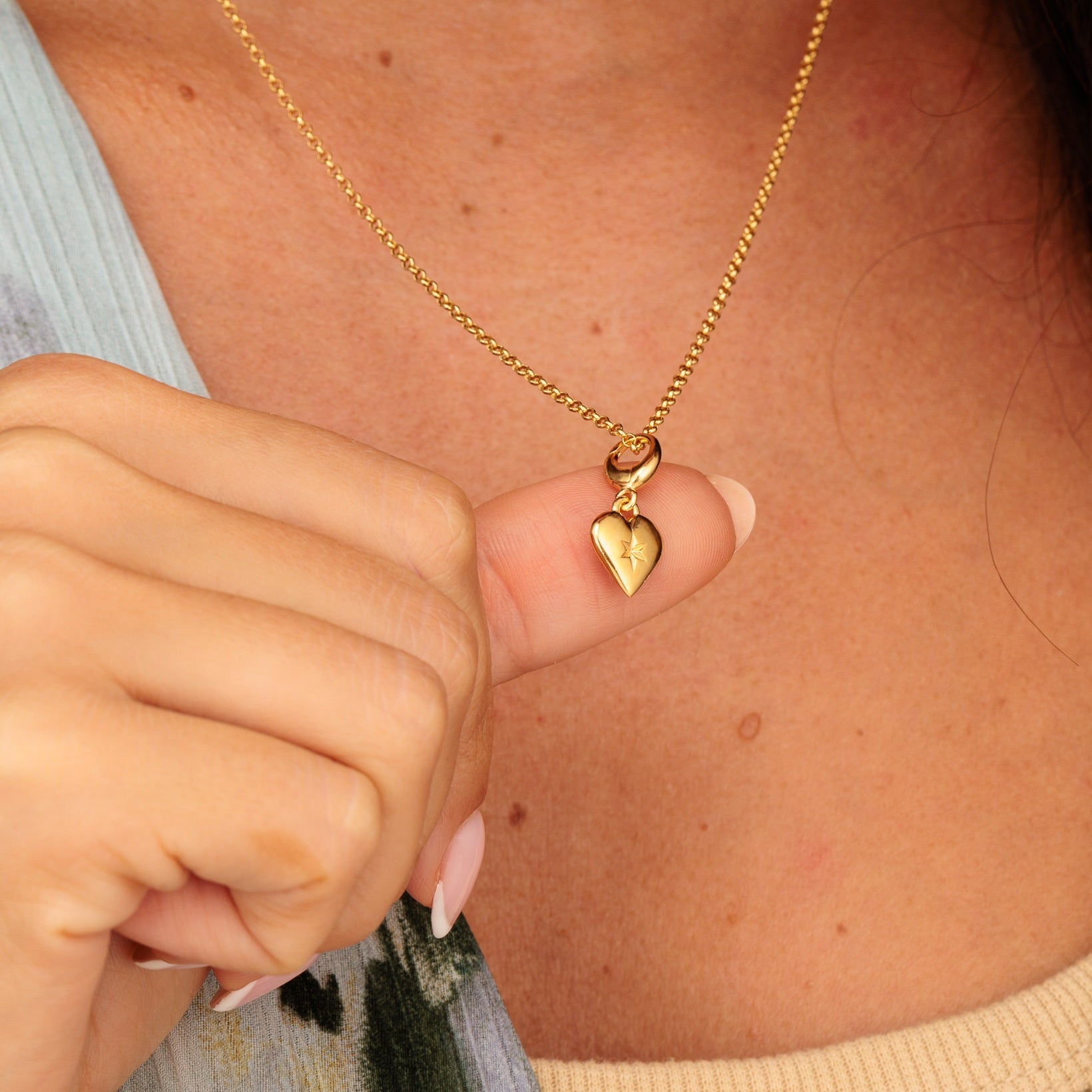 Gold Star Herz Charm Halskette | Shop Nory