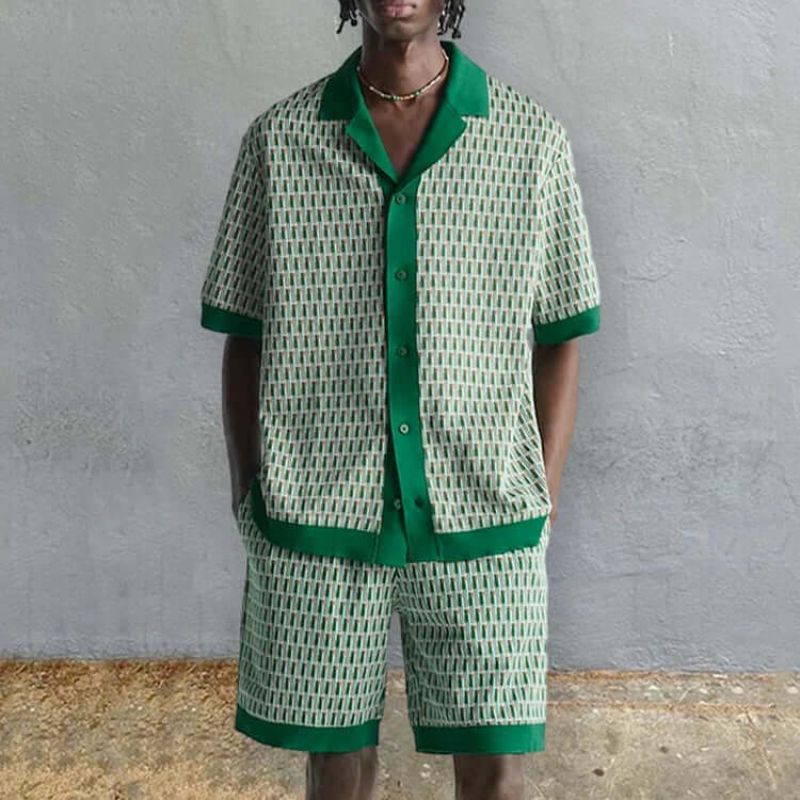 Herren Trendiges Shirt & Kurze Hose Sommeroutfit