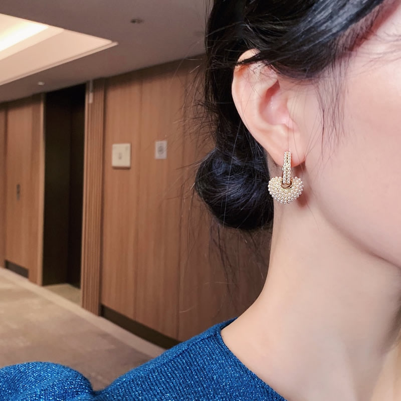 Stilvolle Goldene Perlenohrringe für Damen – Anne | Shop Nory
