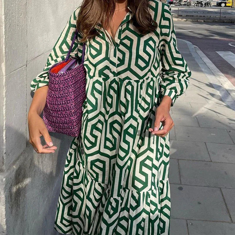 Langärmliges Kleid Mit Geometrischem Muster