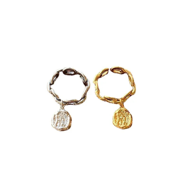 Hollow Chain Irregular Texture Anhänger Ring | Shop Nory