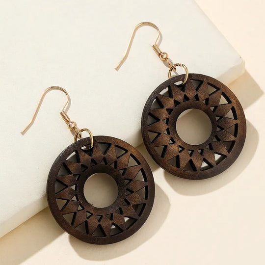 Retro geschnitzte Holzohrringe | Shop Nory