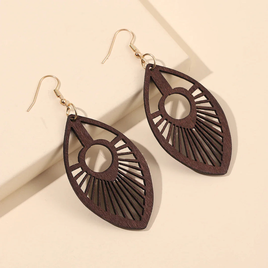 Retro geschnitzte Holzohrringe | Shop Nory