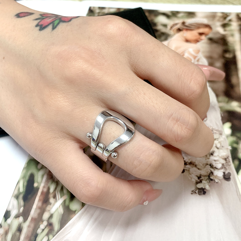 Hufeisen Temperament Metallstruktur Ring | Shop Nory