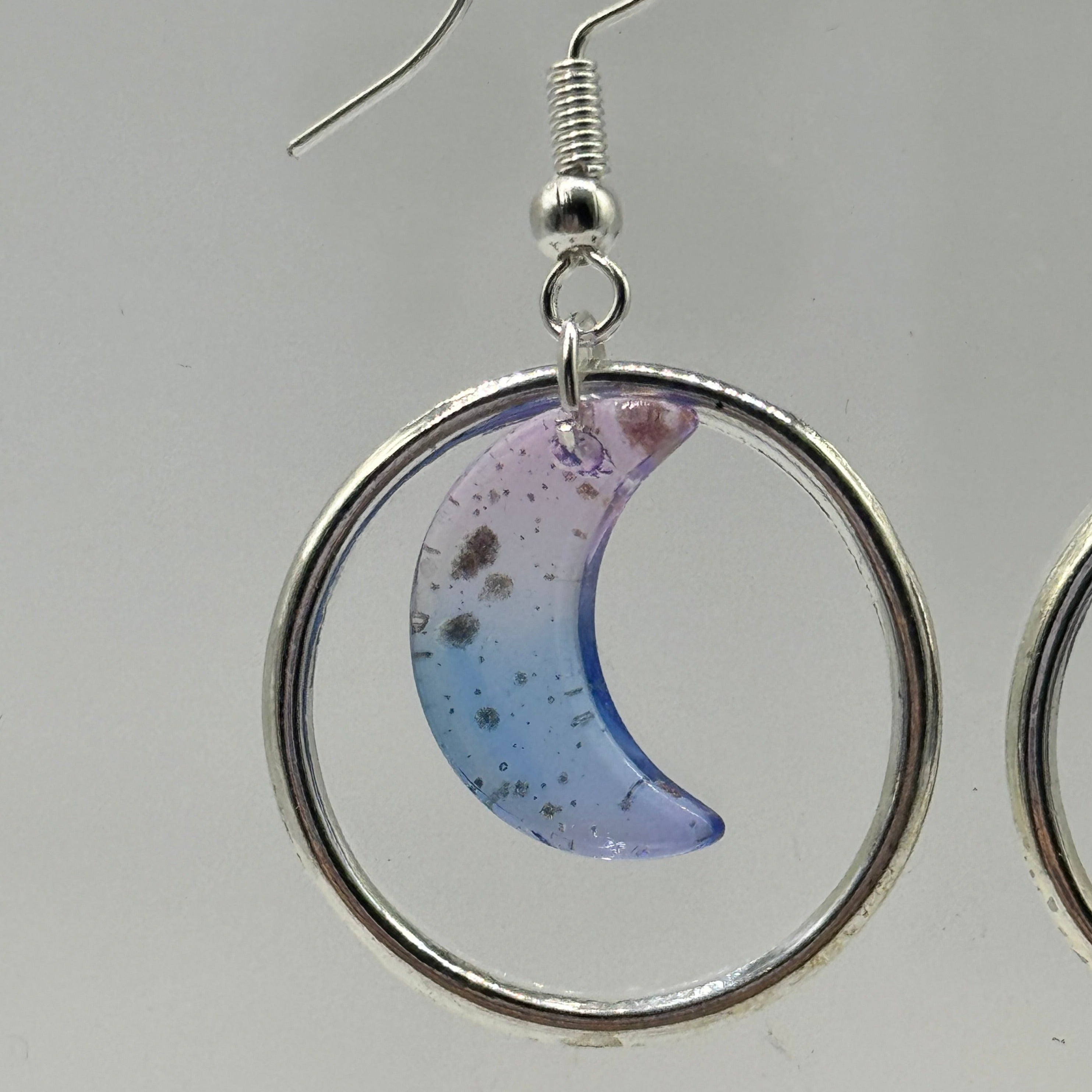 Silber Acryl Mond Charm Ohrringe | Shop Nory