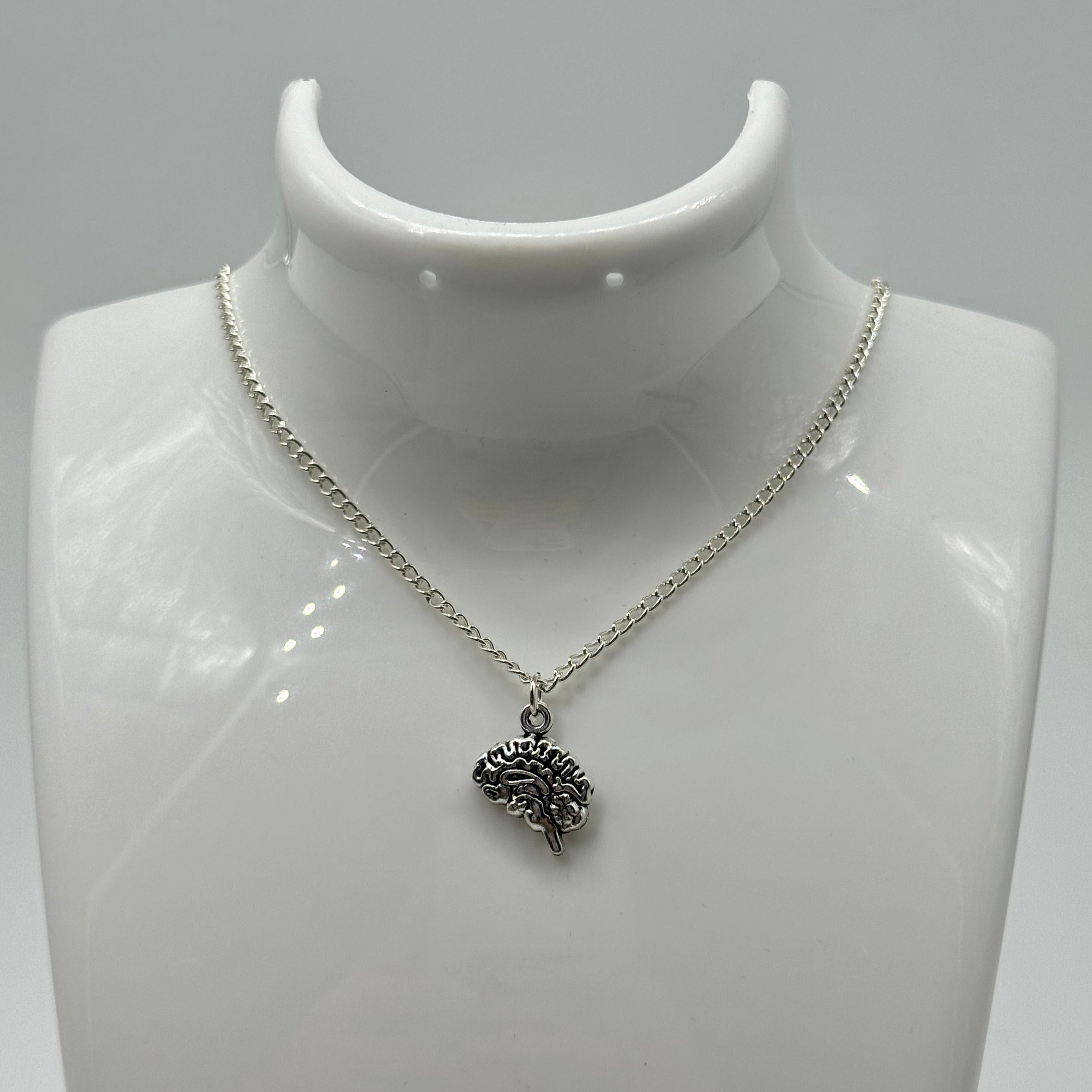Silberne Gothic Gehirn Charm Halskette | Shop Nory