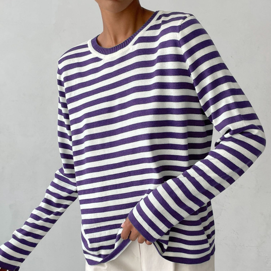 Elegantes Gestreiftes T-Shirt