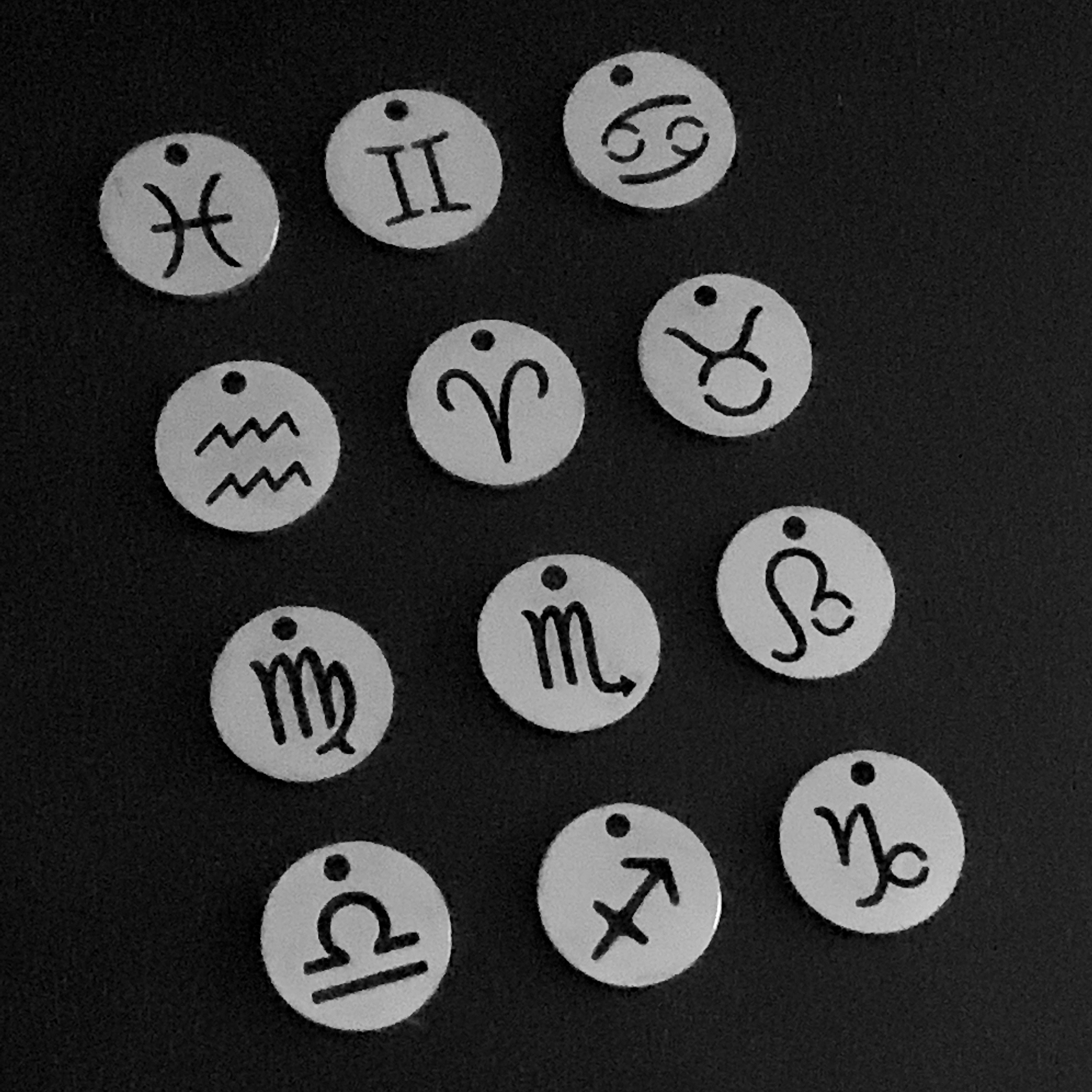 Zodiac Sign Name Silver Necklace | Shop Nory