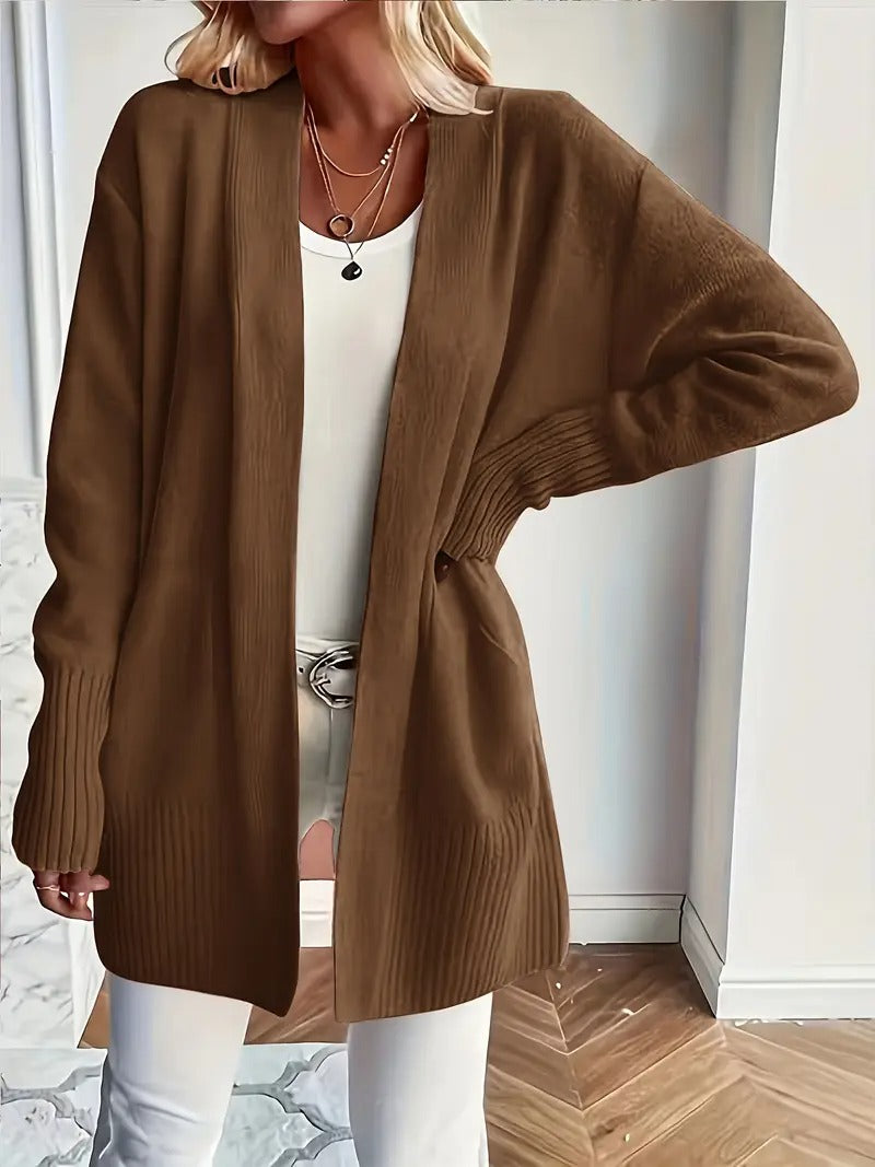 Klassische Strickjacke