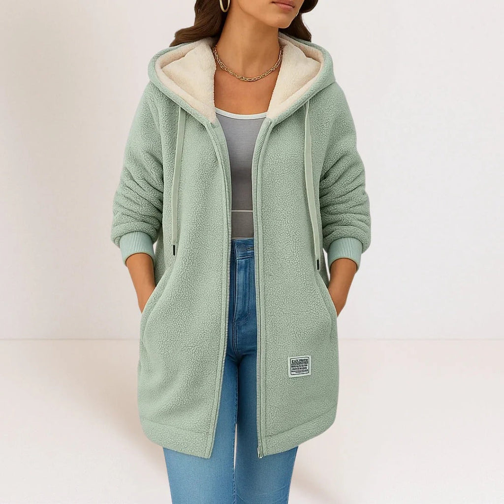 Komfortable und entspannt geschnittene Fleecejacke für Damen mit Kapuze