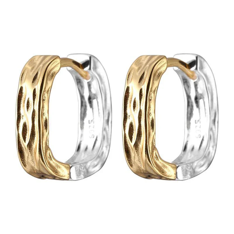 Unregelmäßige geometrische Silber- und Goldfarbene Creolen | Shop Nory