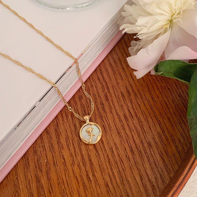 Runde Muschel Metall Rose Anhänger Halskette | Shop Nory