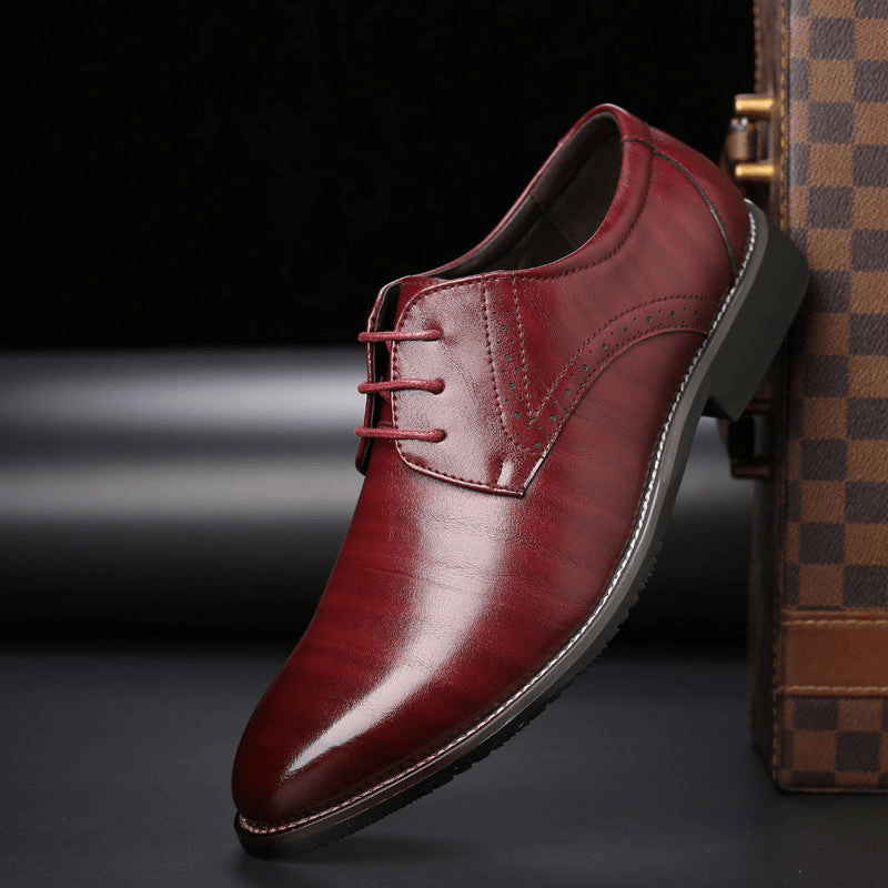 Stilvolle Herren Schuhe Schnürschuhe mit Brogue Details