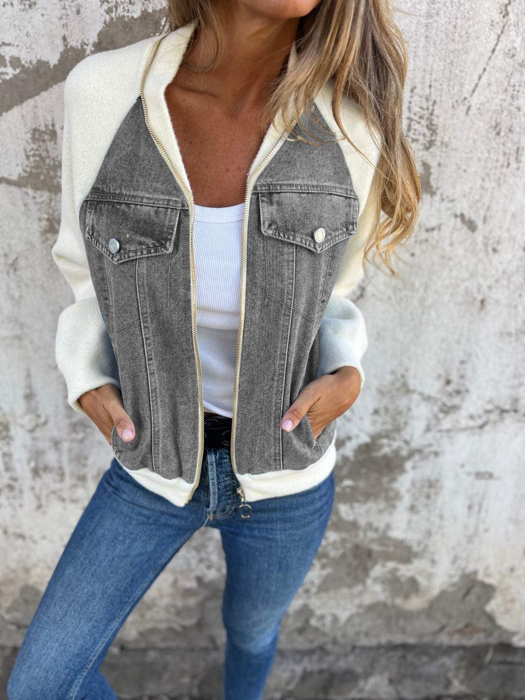 Moderne Jacke mit Denim
