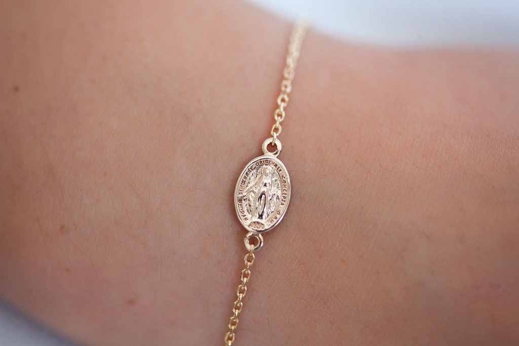 Armband Heilige Maria vergoldet, Armband Münze Maria antik | Shop Nory