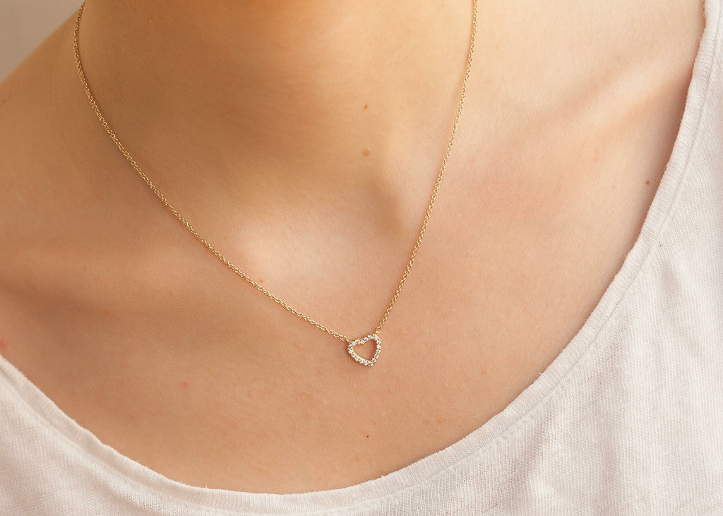 Kette offenes Herz mit Zirkonia Vergoldet - Herzkette für Damen | Shop Nory
