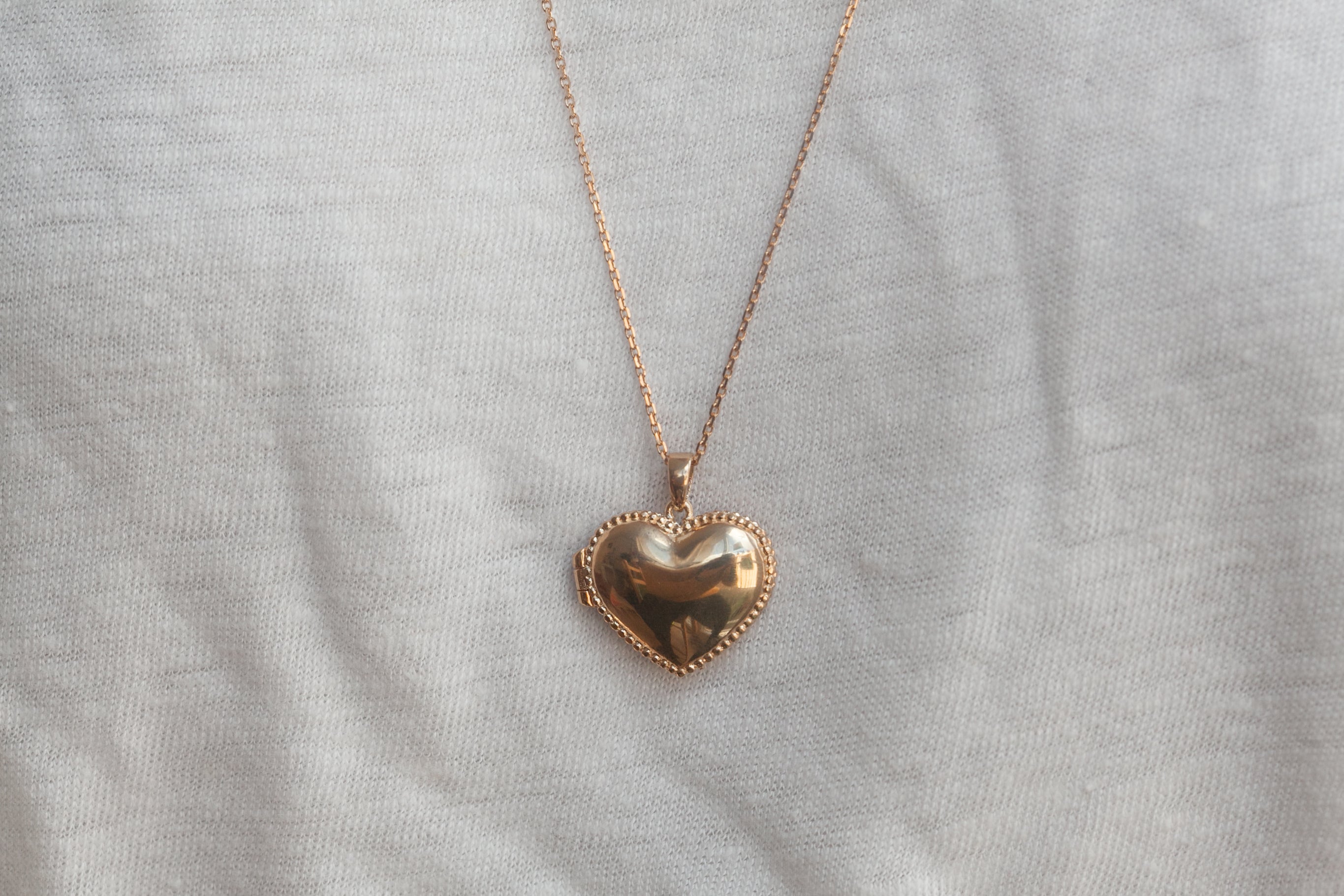 Lange Kette mit Herz Foto Medaillon vergoldet | Shop Nory
