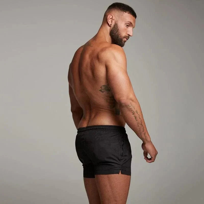 Kurze Badeshorts für Männer mit Tasche