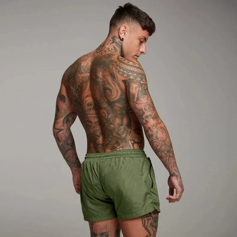 Kurze Badeshorts für Männer mit Tasche