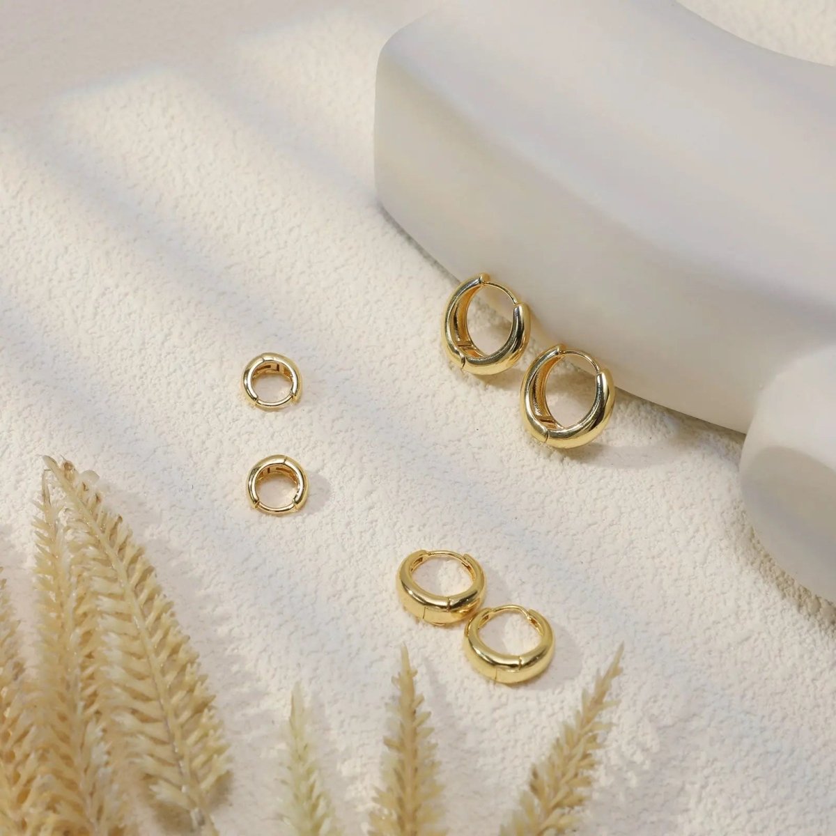 14K vergoldete kleine Creolen | Shop Nory
