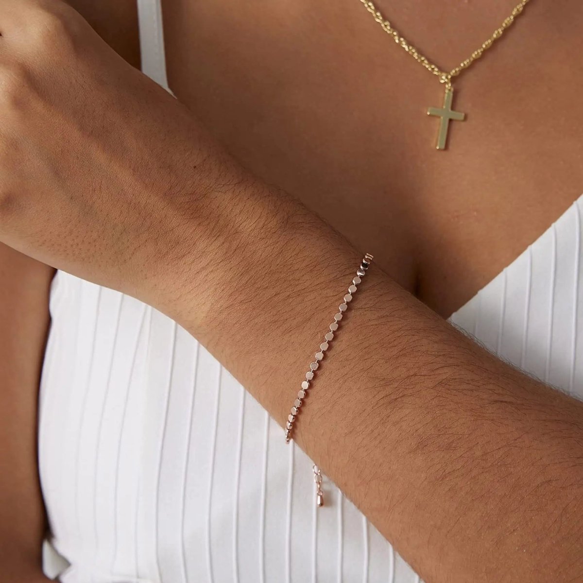 Zarte Goldpunkt-Armbänder | Shop Nory