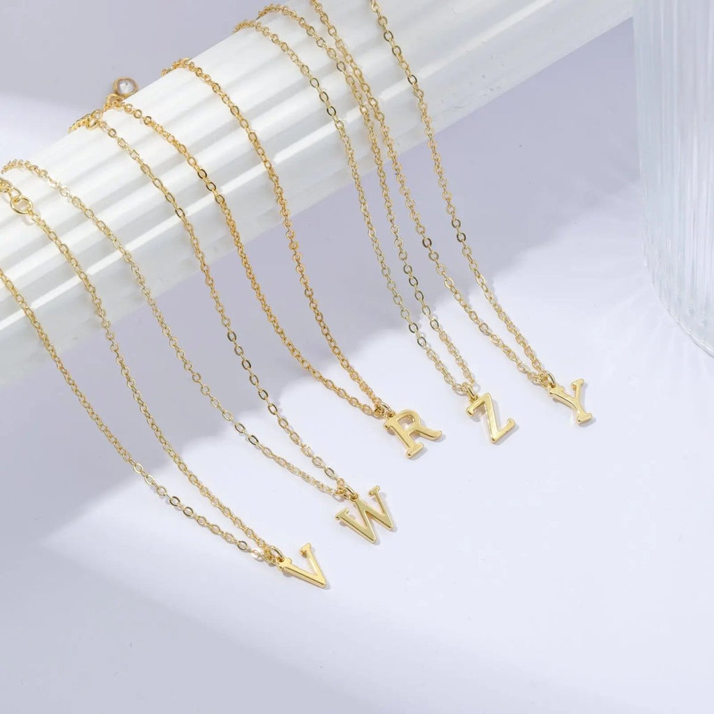 Zarte Gold Initialen Armbänder | Shop Nory