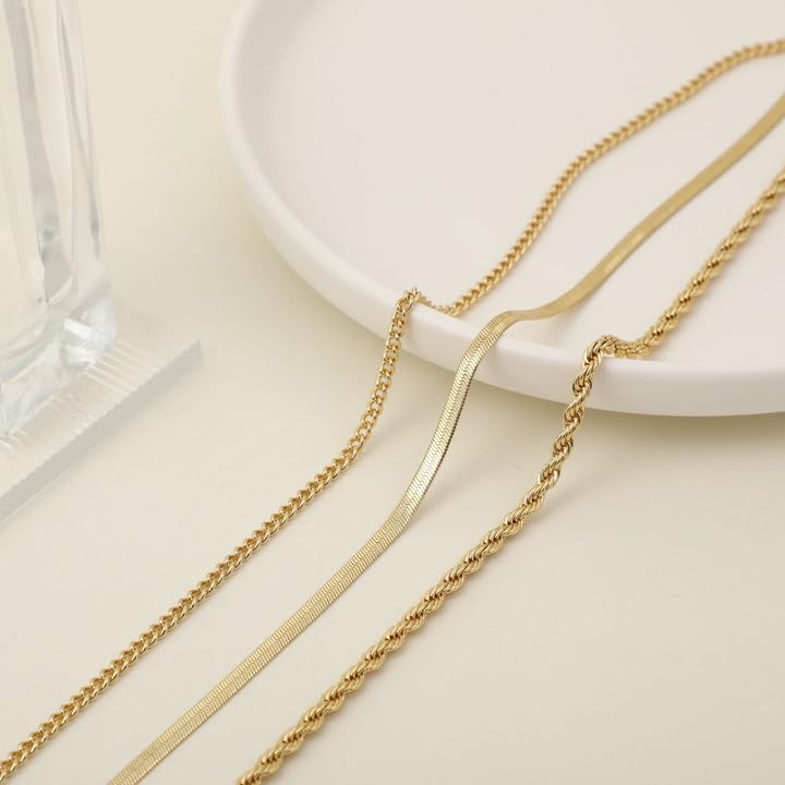 Zarte geschichtete Cuba Twist Halsketten | Shop Nory
