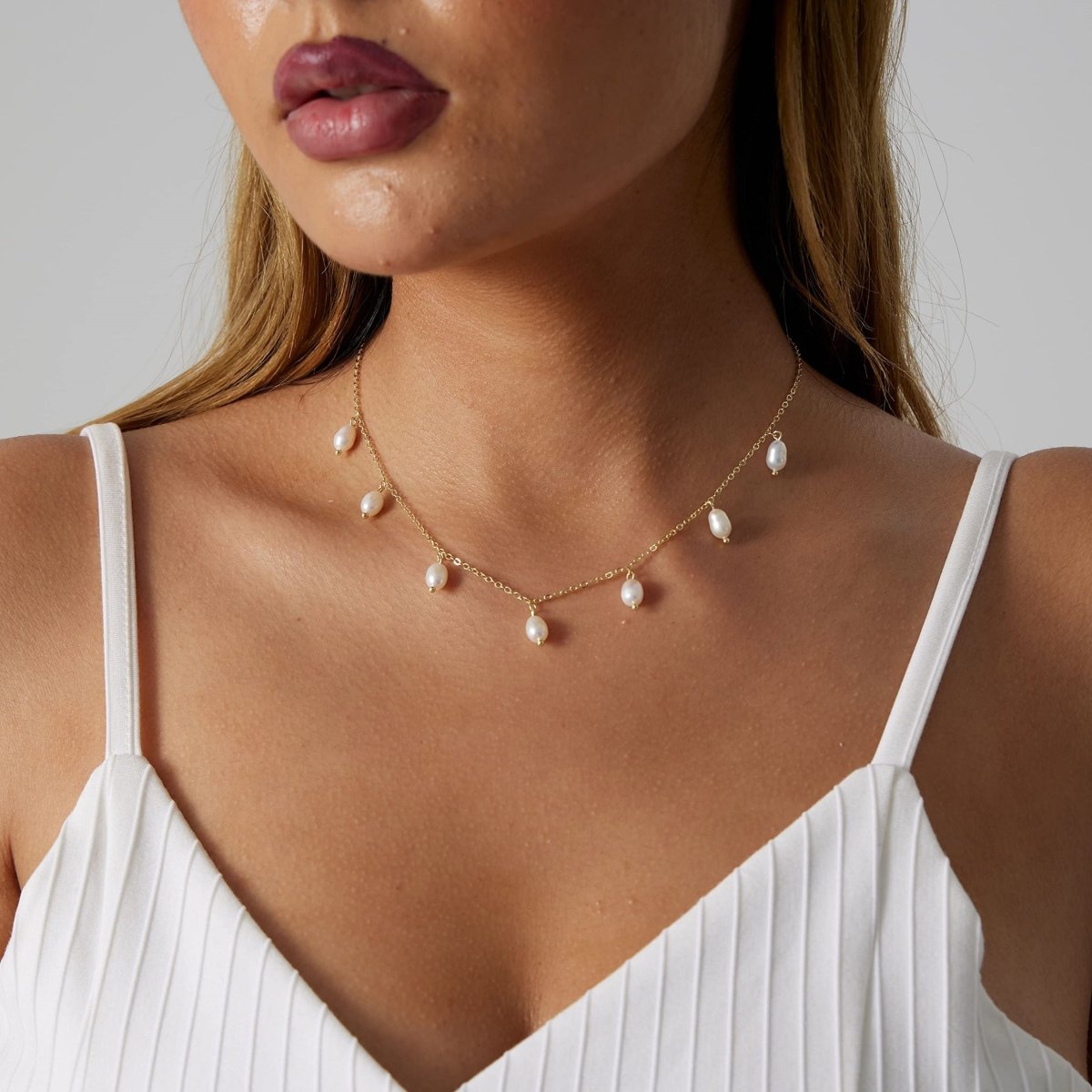 Zarte Perlenhalsketten | Shop Nory