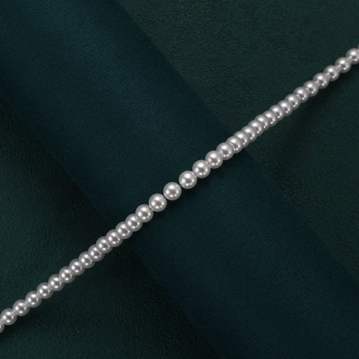 Zarte Perlenhalsketten | Shop Nory