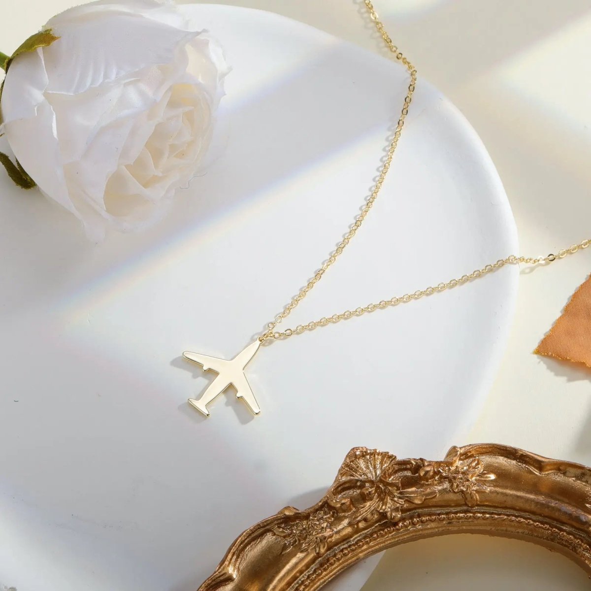 Goldene Flugzeug-Halsketten | Shop Nory