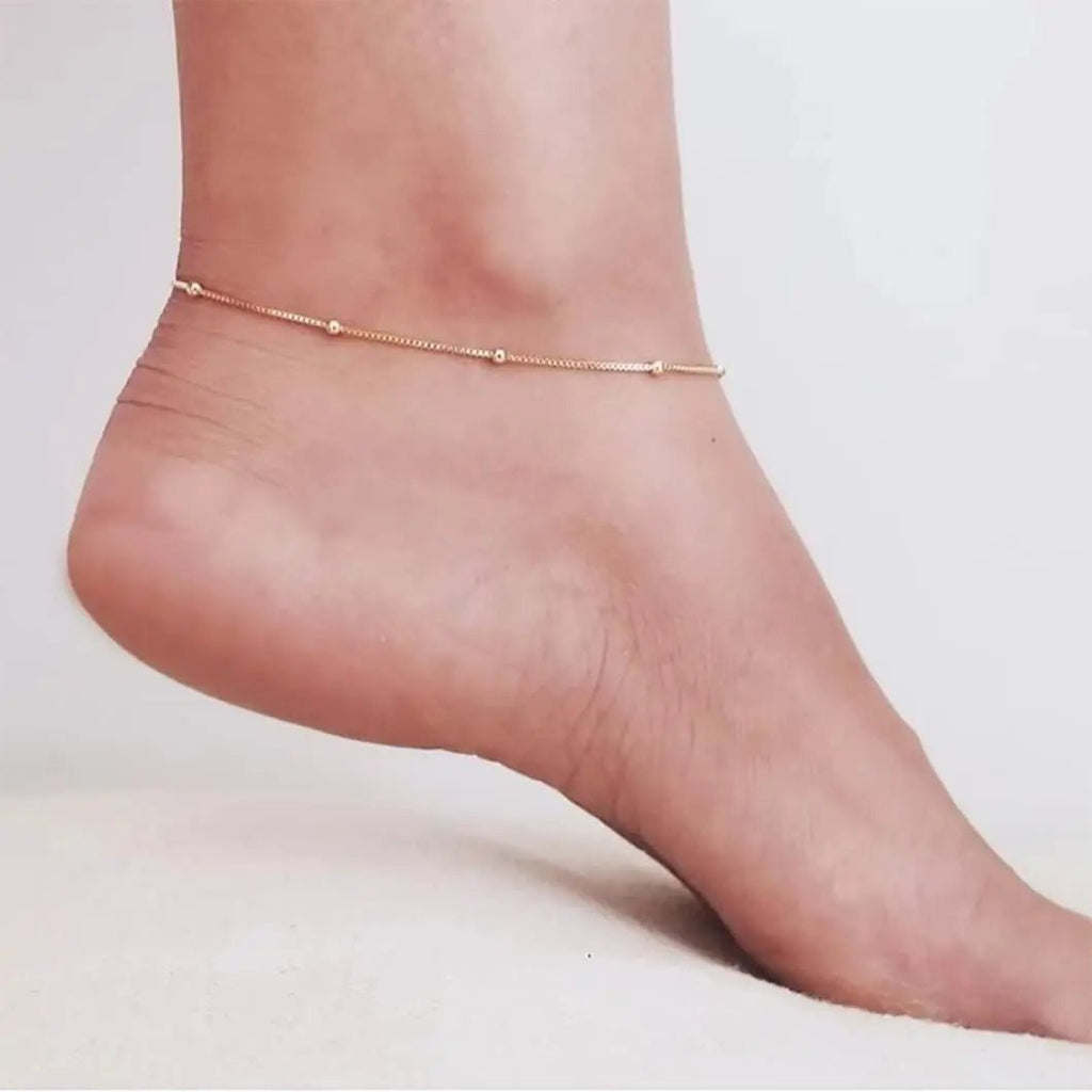 Goldene Perlen Fußkettchen | Shop Nory