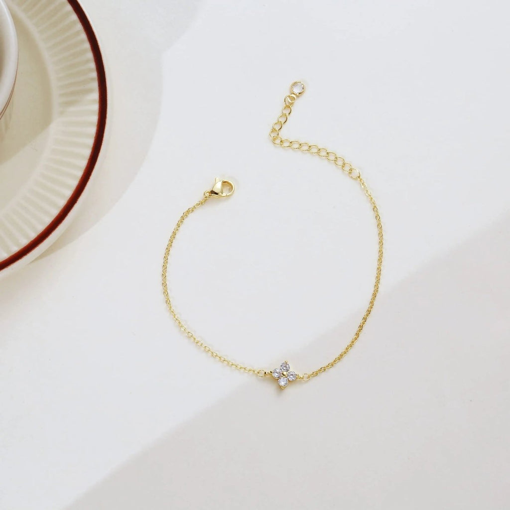 Gold CZ Blumen Armbänder | Shop Nory