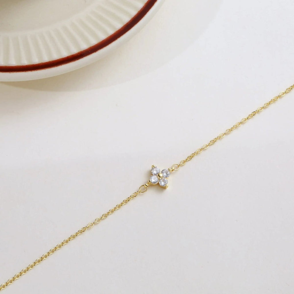Gold CZ Blumen Armbänder | Shop Nory