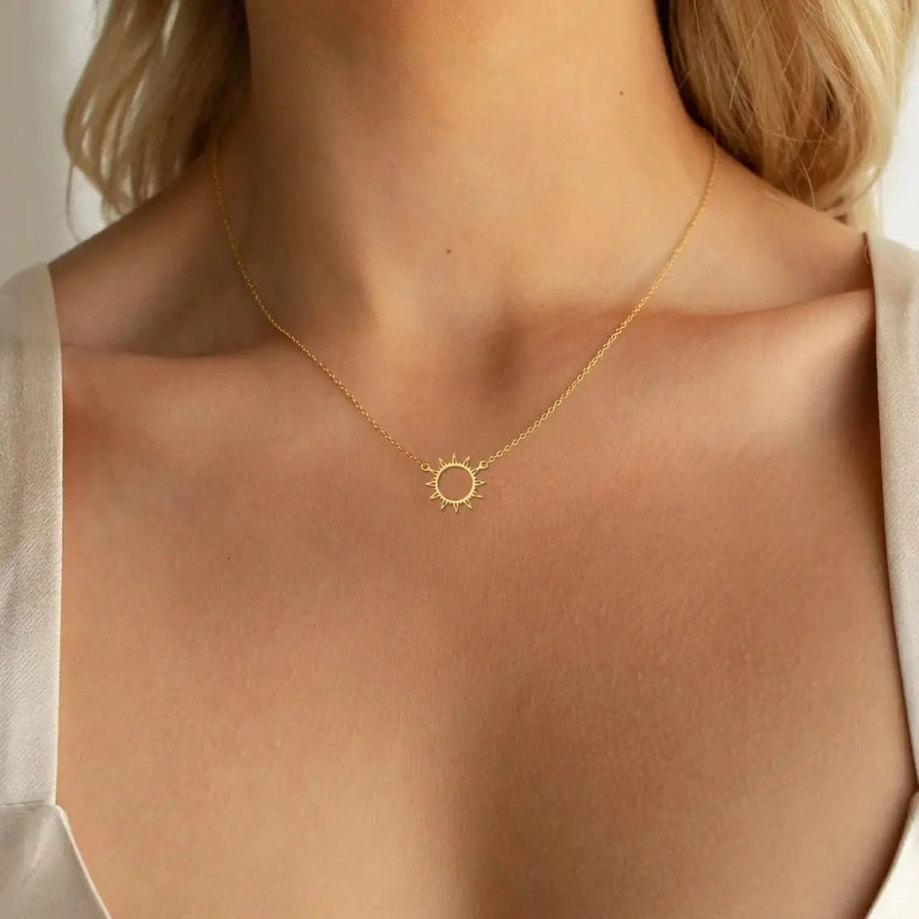 Goldplattierte Sonnen-Choker-Halsketten | Shop Nory