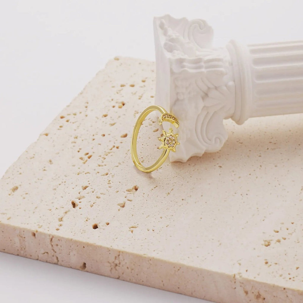 Goldene Sonnen-Mond-Ringe | Shop Nory