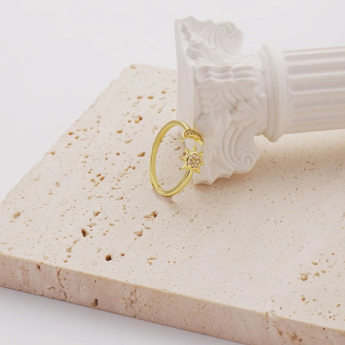 Goldene Sonnen-Mond-Ringe | Shop Nory