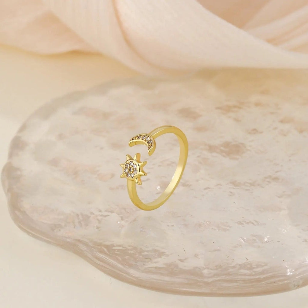 Goldene Sonnen-Mond-Ringe | Shop Nory
