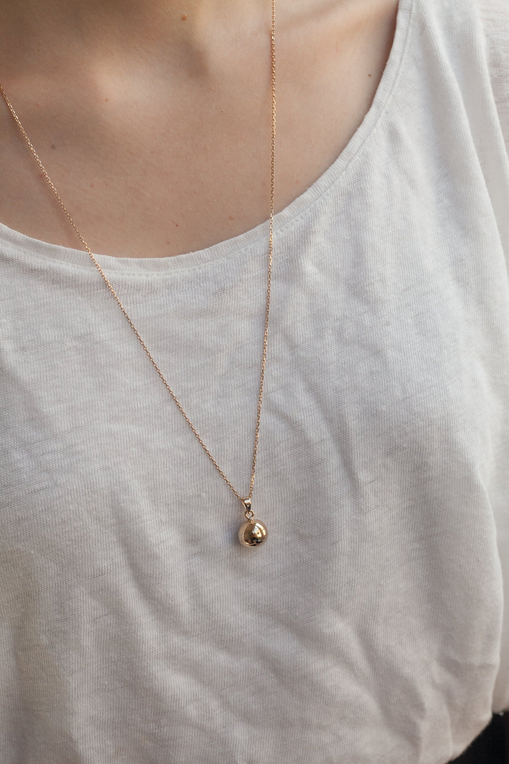 Kette mit Kugel Anhänger - 16K Vergoldet | Shop Nory