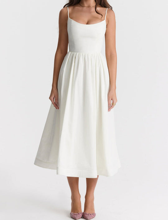 Elegantes Midikleid Look