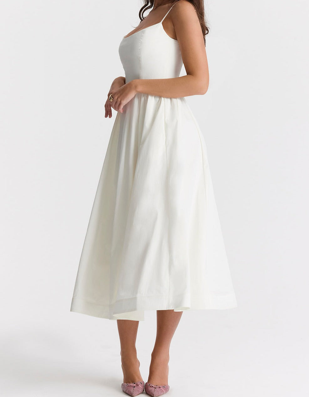 Elegantes Midikleid Look