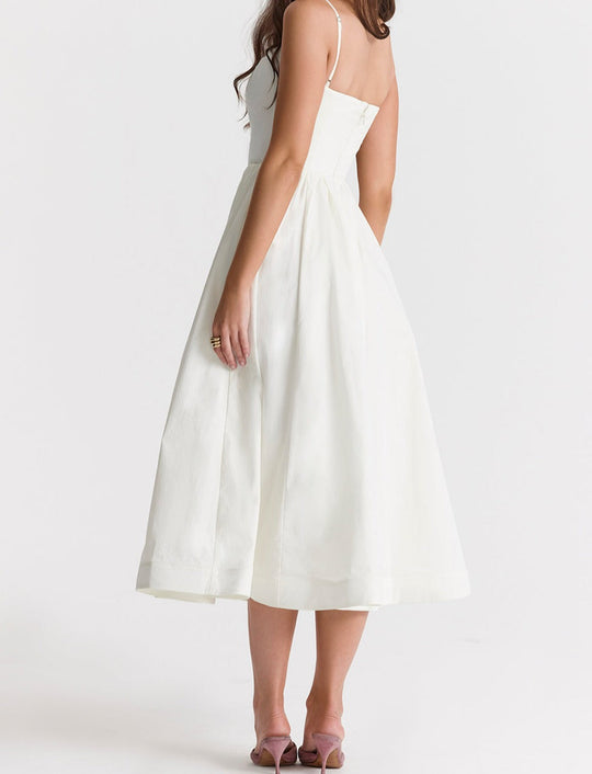 Elegantes Midikleid Look