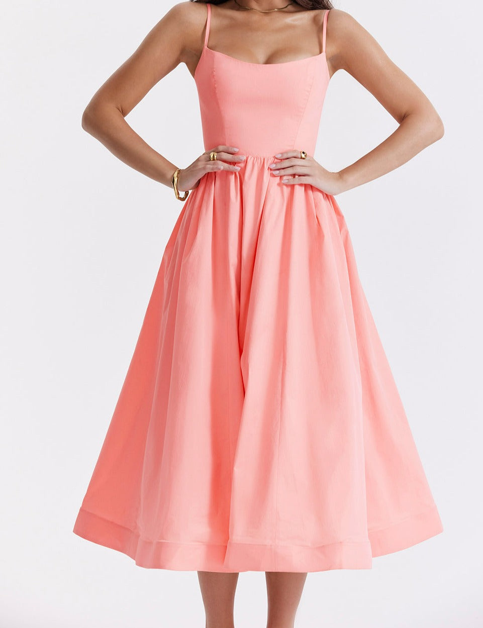 Elegantes Midikleid Look