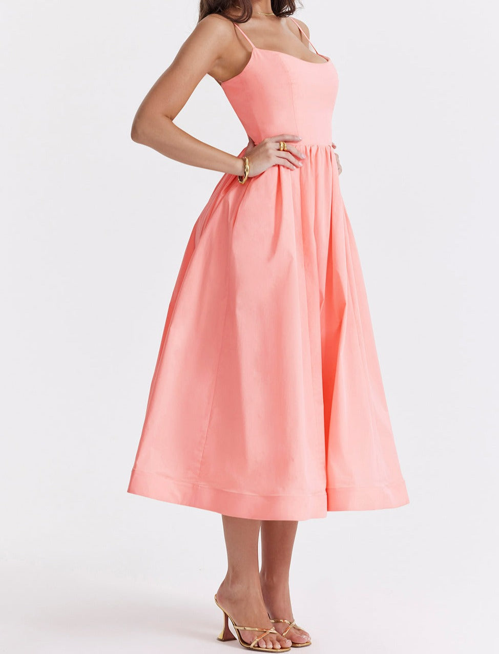 Elegantes Midikleid Look