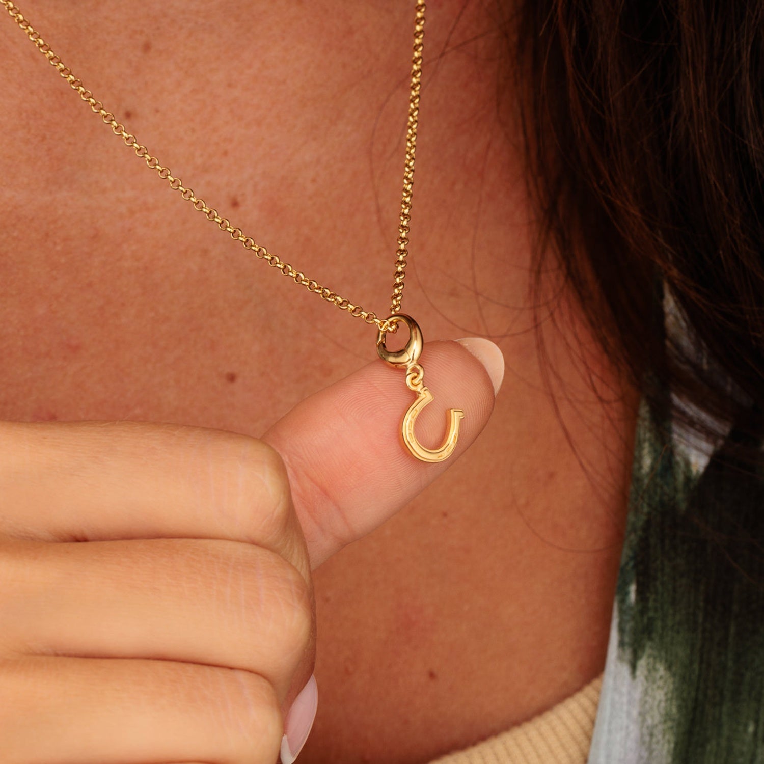 Gold Glücks-Hufeisen Charm Halskette | Shop Nory