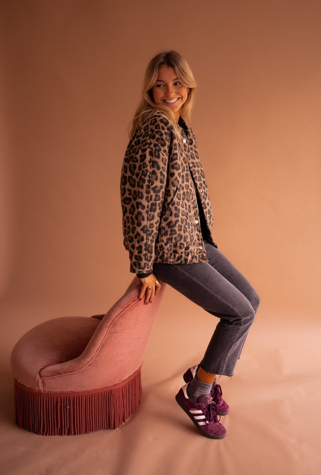 Stilvolle Modische Jacke für Damen