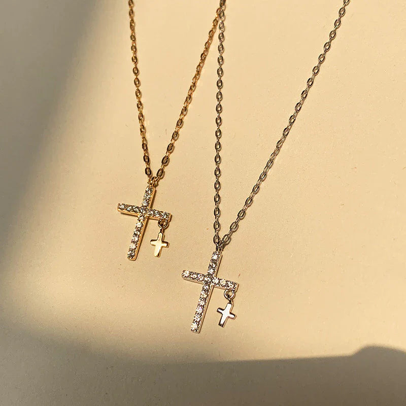 Luxuriöse Zirkon Kreuz Anhänger Halskette | Shop Nory